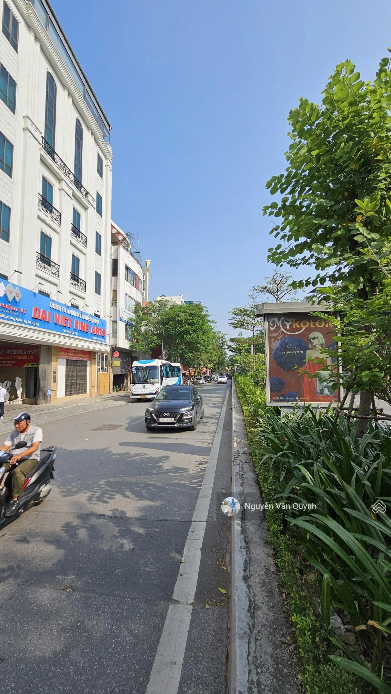 Anh trai chuyển lên chung cư bán nhà mặt phố Lạc Long Quân 7 tầng, thang máy, kinh doanh sầm uất
