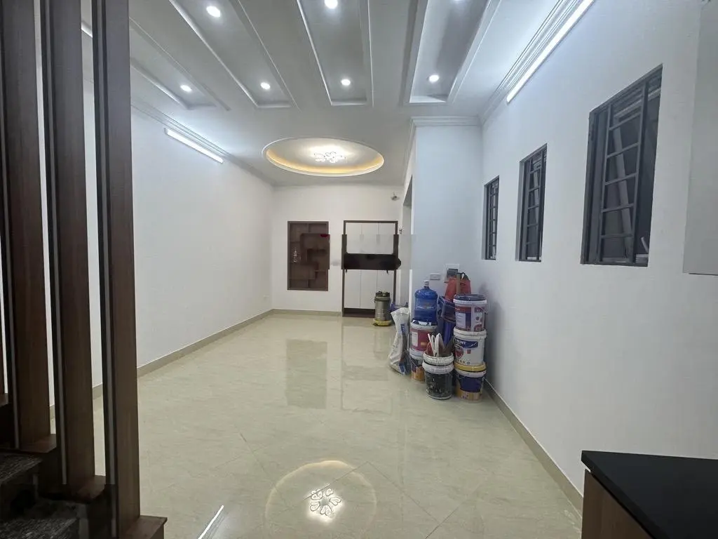 Bán nhà Kim Giang, Thanh Trì, 40m2, nhà đẹp, ngõ thoáng, nhỉnh 6 tỷ