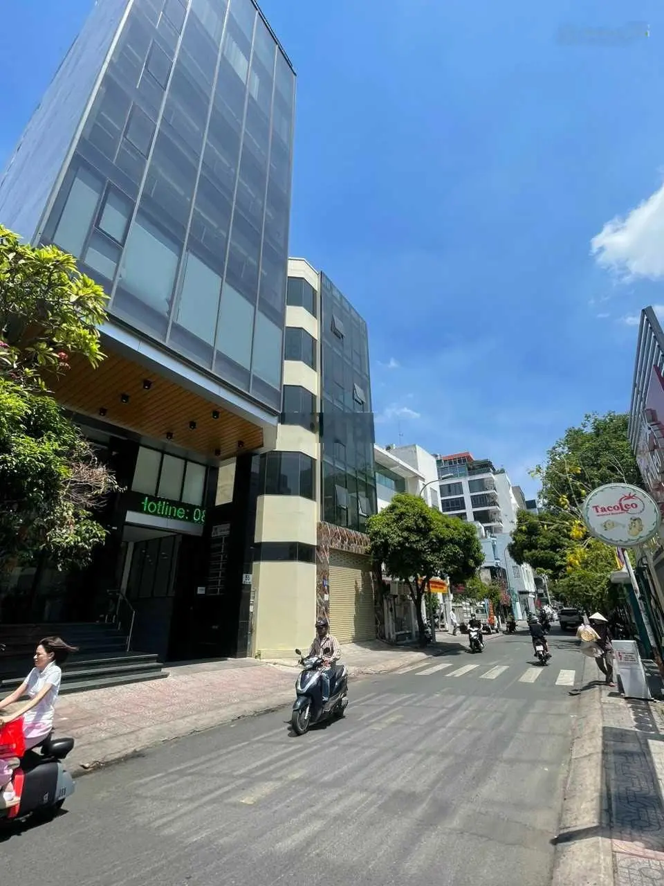 Bán nhà hẻm xe hơi 8m số 3 Thành Thái Quận 10 DT: 7x20m 3 lầu giá chỉ 24.5 tỷ