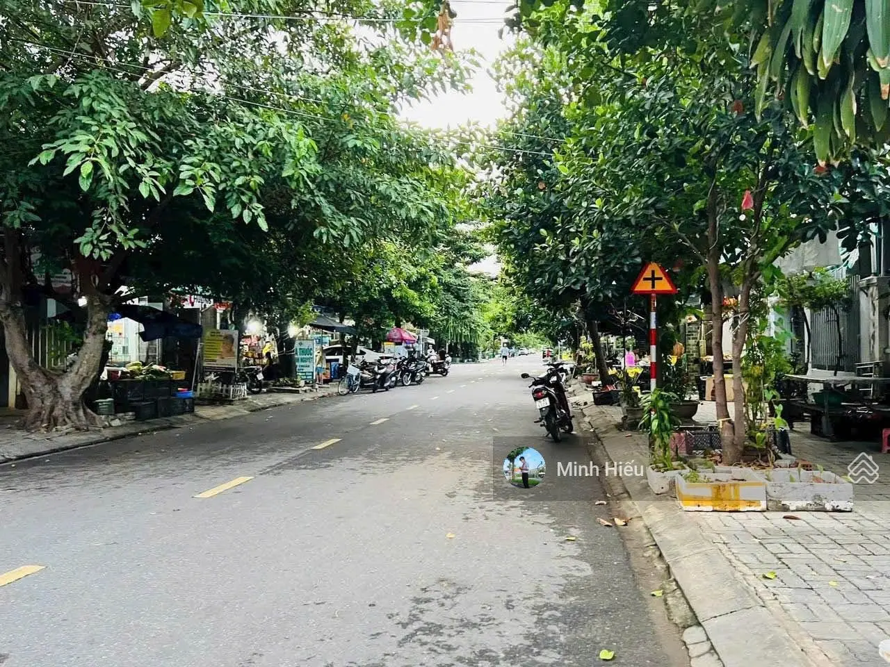 Chính chủ đất bán gấp mặt tiền đường D5 gần trường cao đẳng y tế Trà Vinh, DT 100m2.600Tr, SHR