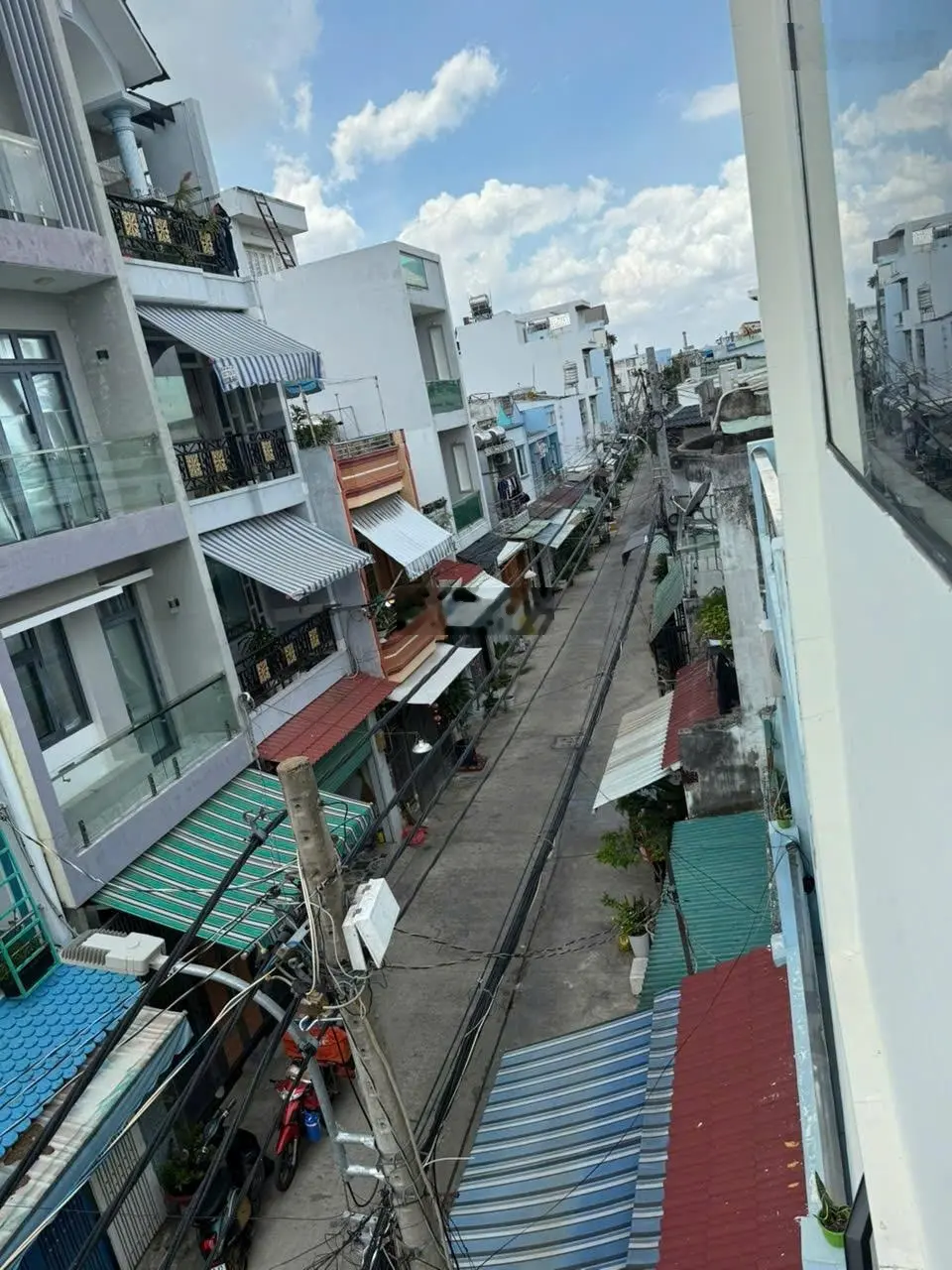 Nhà HXH Thông đường Chiến Lược, F BTD, Quận Bình Tân dt 56m2 xây 3 tầng giá 5ty69