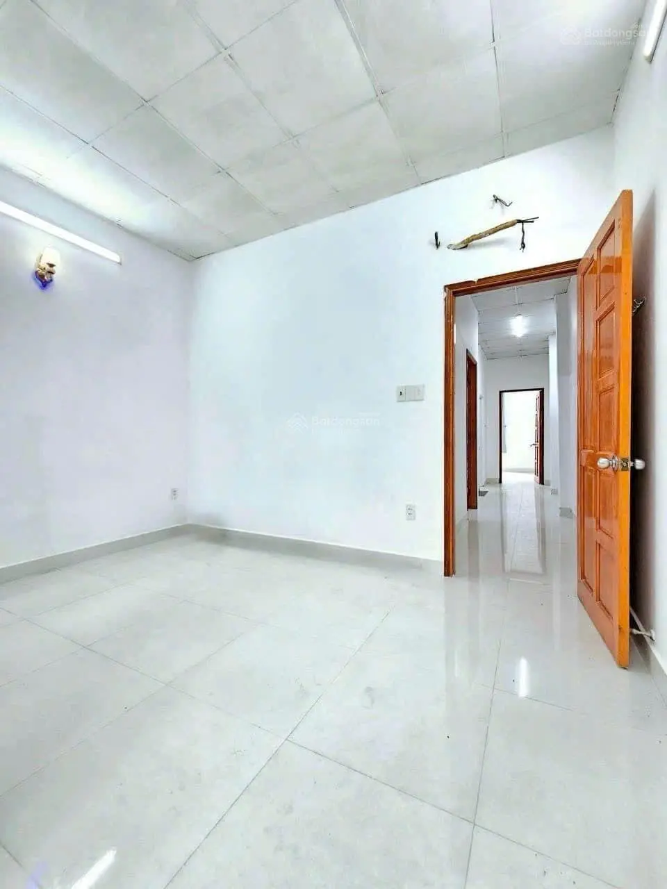 Siêu phẩm 3.99 tỷ, nhà 4x21.5m, 2 tầng. Sổ hồng riêng biệt. Hẻm 1886 HTP - TT Nhà Bè. Có 3PN