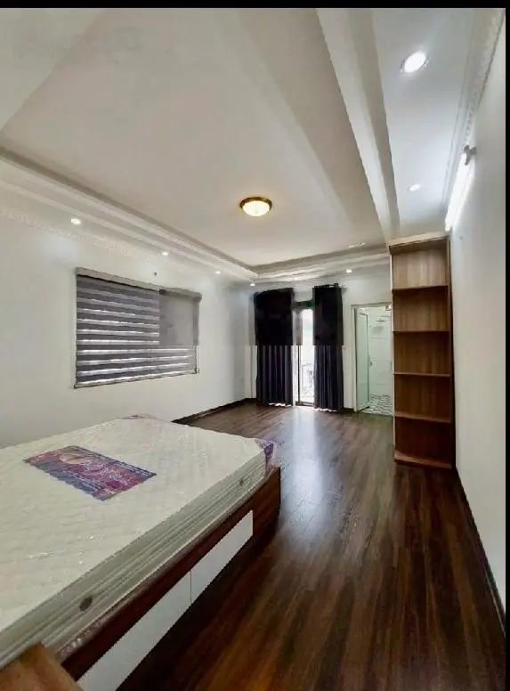 80m2/5t/5mt/12.5 tỷ / ngô gia tự / ô tô chánh/ lô góc kinh doanh/ thang máy