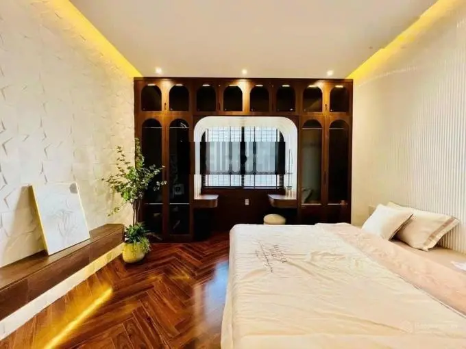 Bán nhà Bùi Thị Xuân, Phạm Ngũ Lão Q1 gần Coopmart Cống Quỳnh. Giá 4tỷ580/83,6m2. Cho thuê 40tr/th.
