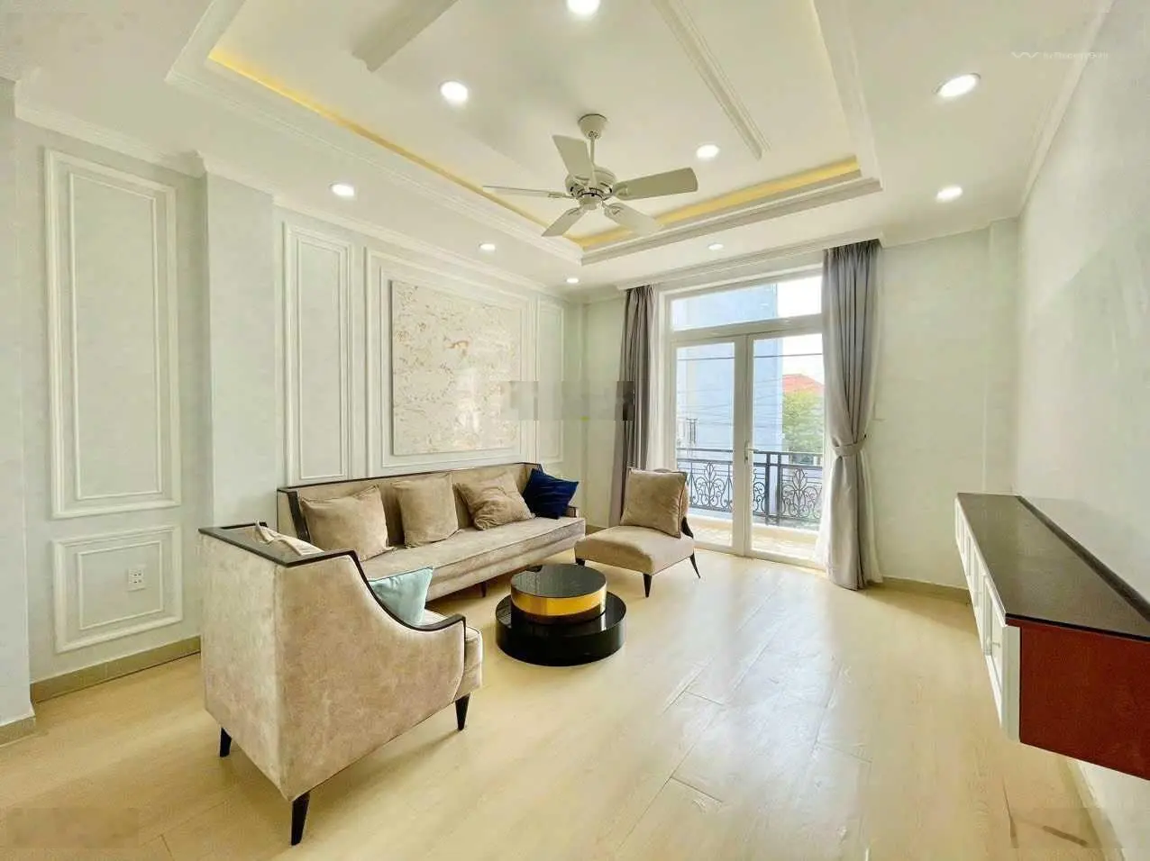 Bán căn nhà 4 lầu, kế bên Vạn Phúc City, hẻm nhựa xe tải, ~60m2, 4PN, 4WC, vừa ở vừa làm VP