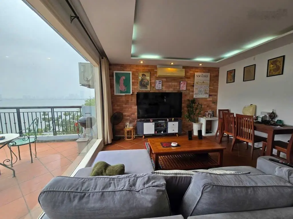 Bán nhà mặt Hồ Tây lộng gió - dân xây tâm huyết - cực chất đến từng milimet - 95m2x5T - 95 tỷ
