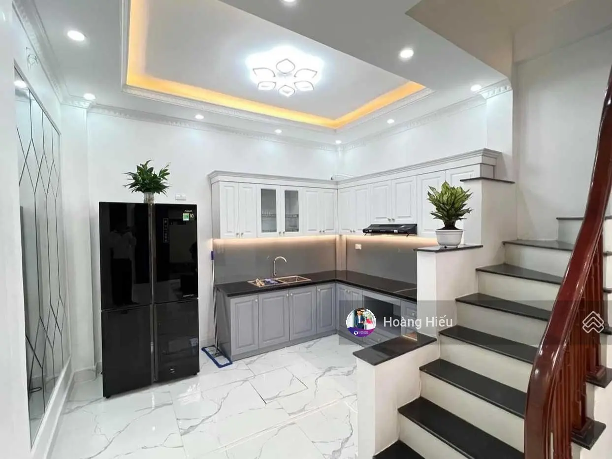 Cực hiếm, nhà mới Thanh Xuân, sát phố, phố kinh doanh, ngõ 3,5m, tặng nội thất mới xịn m2
