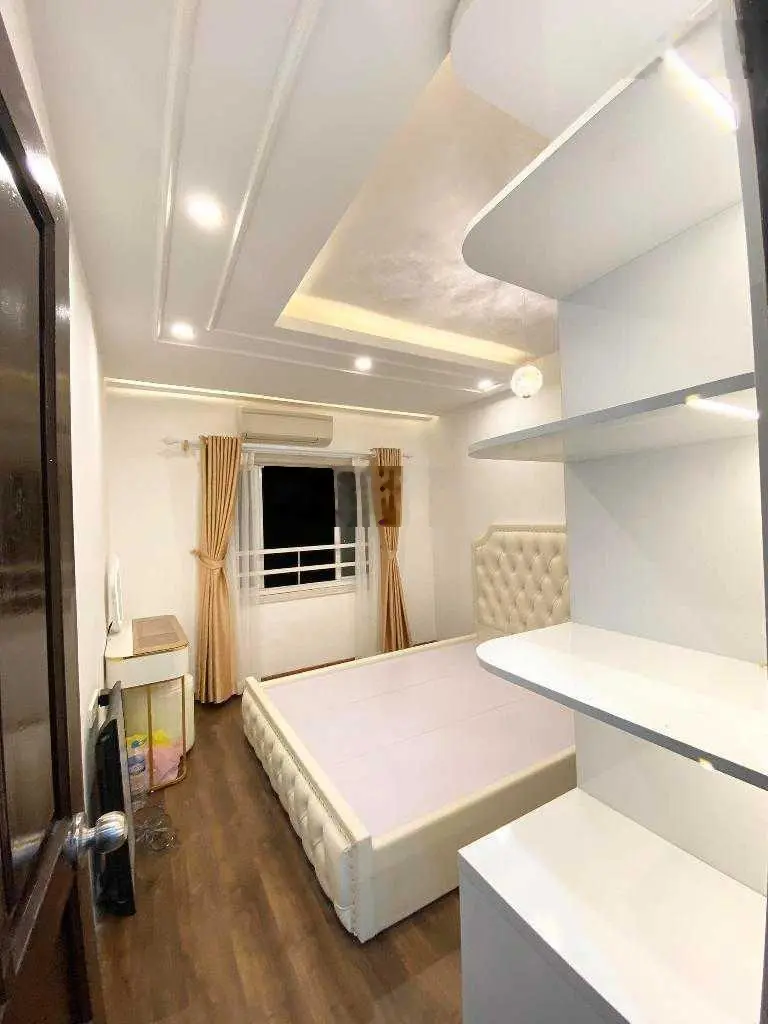 Chung cư Tây Hồ - An Dương Vương. 43m2. 2 phòng ngủ. 1.5 tỷ. Sổ đỏ riêng. LH em: 0362 889 ***