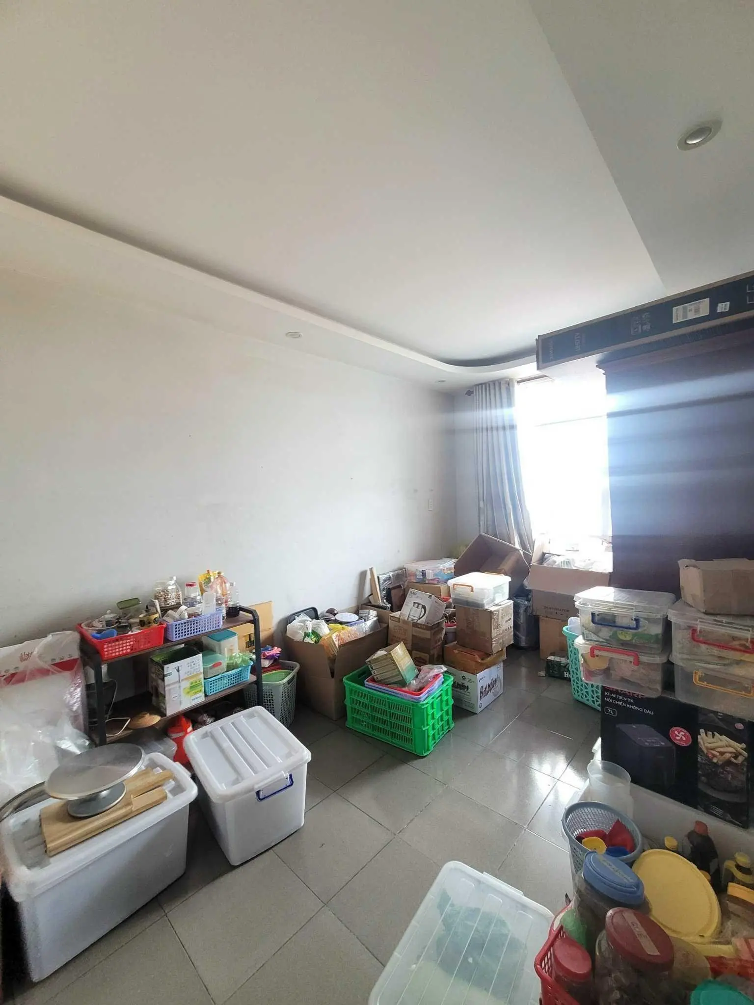 5ty800TL nhà DT lớn 217,7m2 (6,76x32) bán nhà 1 trệt 2 lầu KDC sau lưng chợ Nông Sản Đông Phú