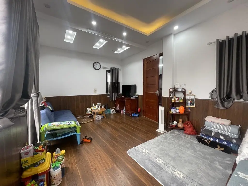 BIỆT THỰ VƯỜN AN YÊN 120m2/ 2 tầng/ 13.6 tỷ - Lưng Tựa Sơn, Mặt SÁT Hồ, Đường 10M,THOÁNG VĨNH VIỄN