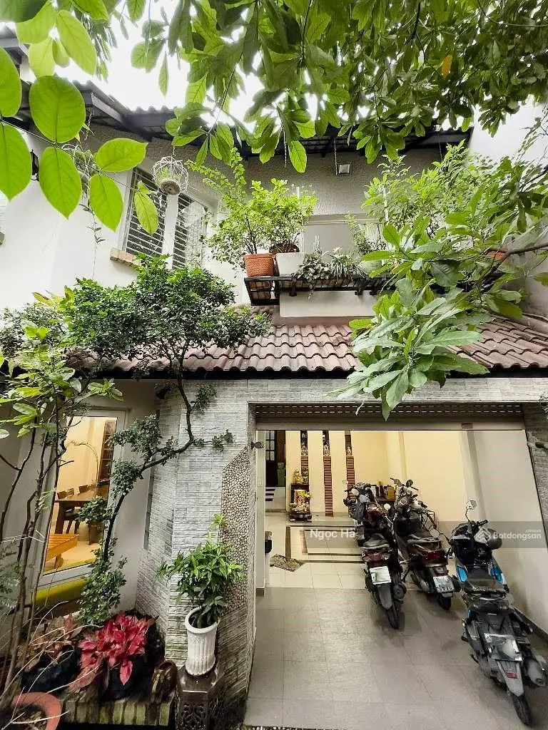 Bán nhà Diên Hồng quận Bình Thạnh - 8m x 15m - vuông vức - Hẻm xe hơi