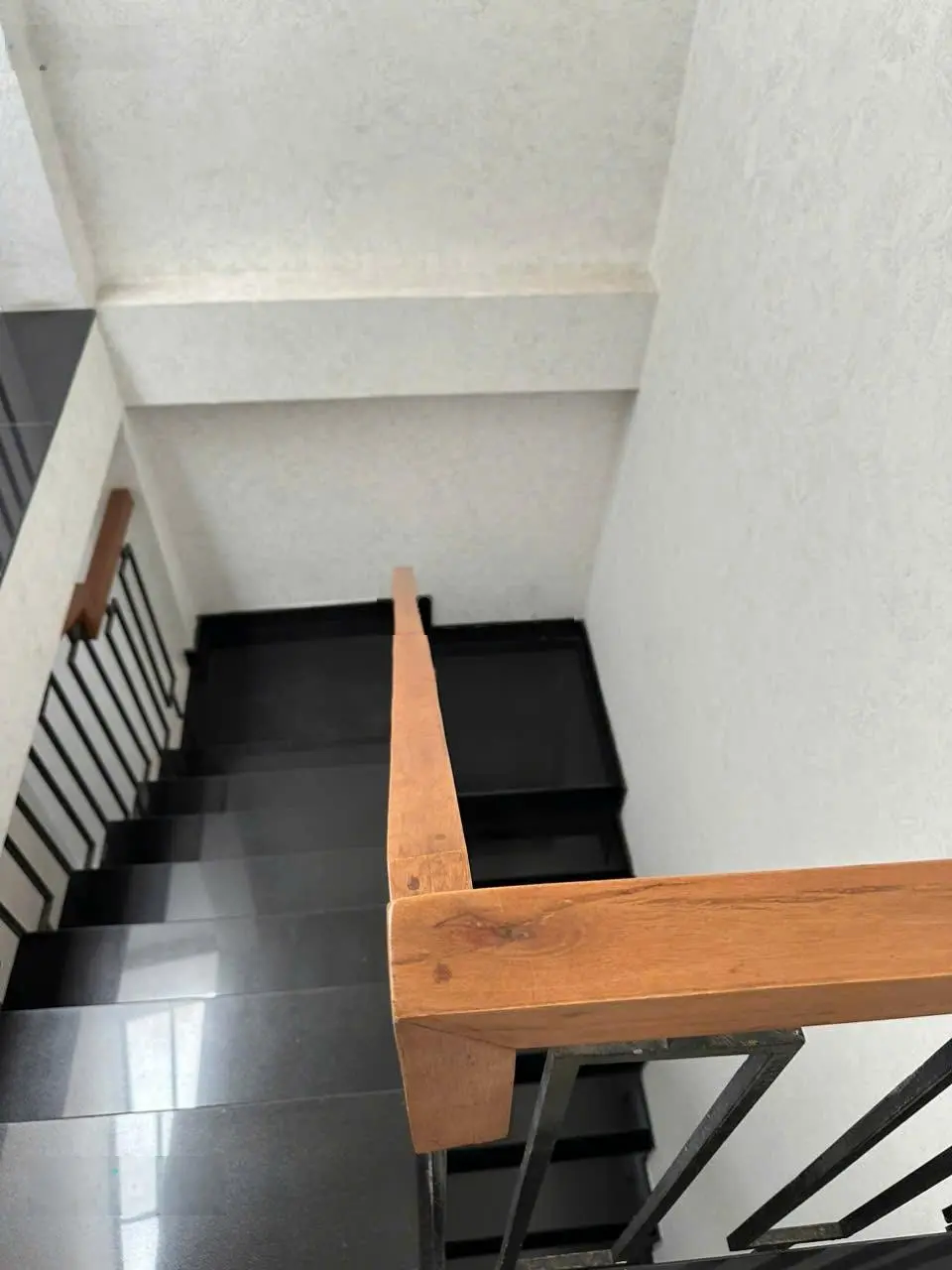 Mặt tiền đường Trần Hữu Trang, phường 11, Phú Nhuận - DT: 4,9x14 - 4 Tầng - Giá 13,2 tỷ