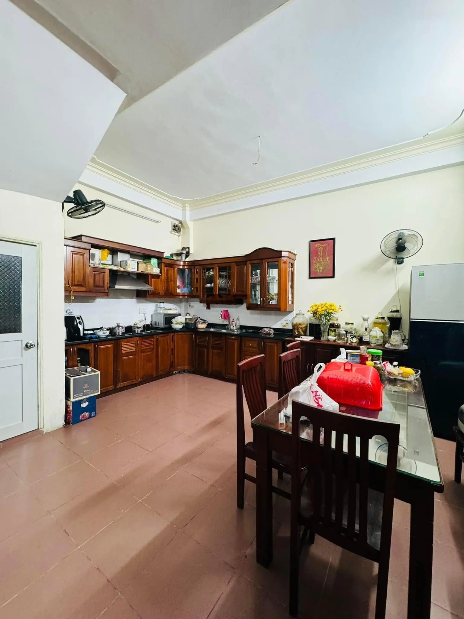 Bán Nhà Minh Khai, Hai Bà Trưng . DT 60m2 5T Mặt Tiền 5.5m. giá:16.7 tỷ. LH :0383 426 ***