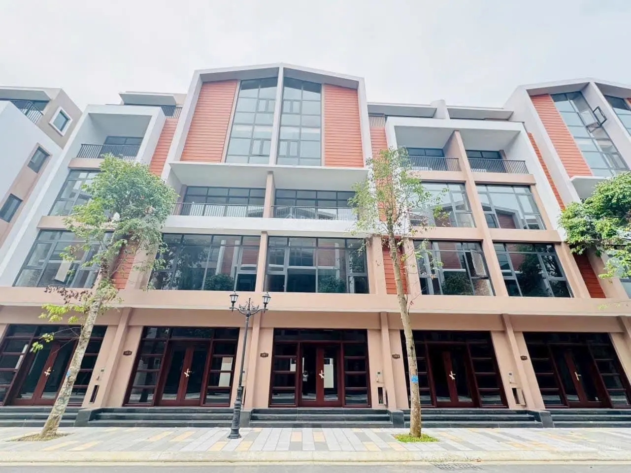 Ánh Dương 14 đẹp long lanh lấp lánh đầu tư chỉ có lãi. Phân khúc cuối dưới 8tỷ còn sót tới bây giờ