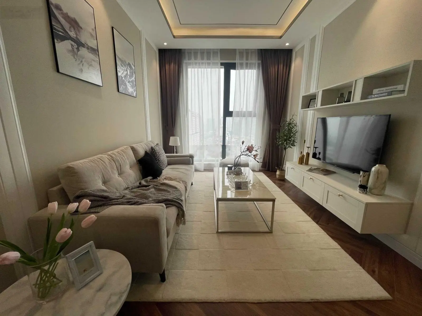 Chính chủ bán CH Tại King Place 114m3 3 ngủ, bc đông nam tầng đẹp,view thoáng giá tốt.LH:0987 362 ***