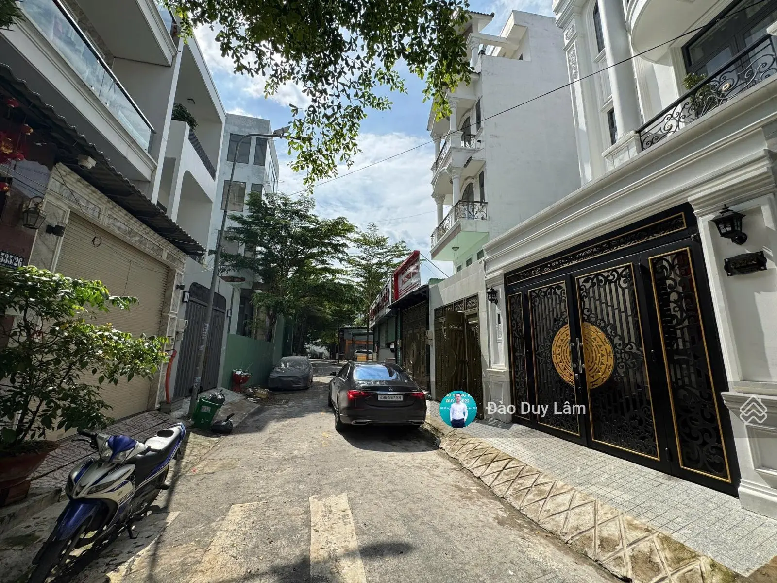 Bán đất tặng nhà cấp 4 - giá rẻ hơn đất trong khu - điện nước âm sát vạn phúc city - lh: 0901 469 ***
