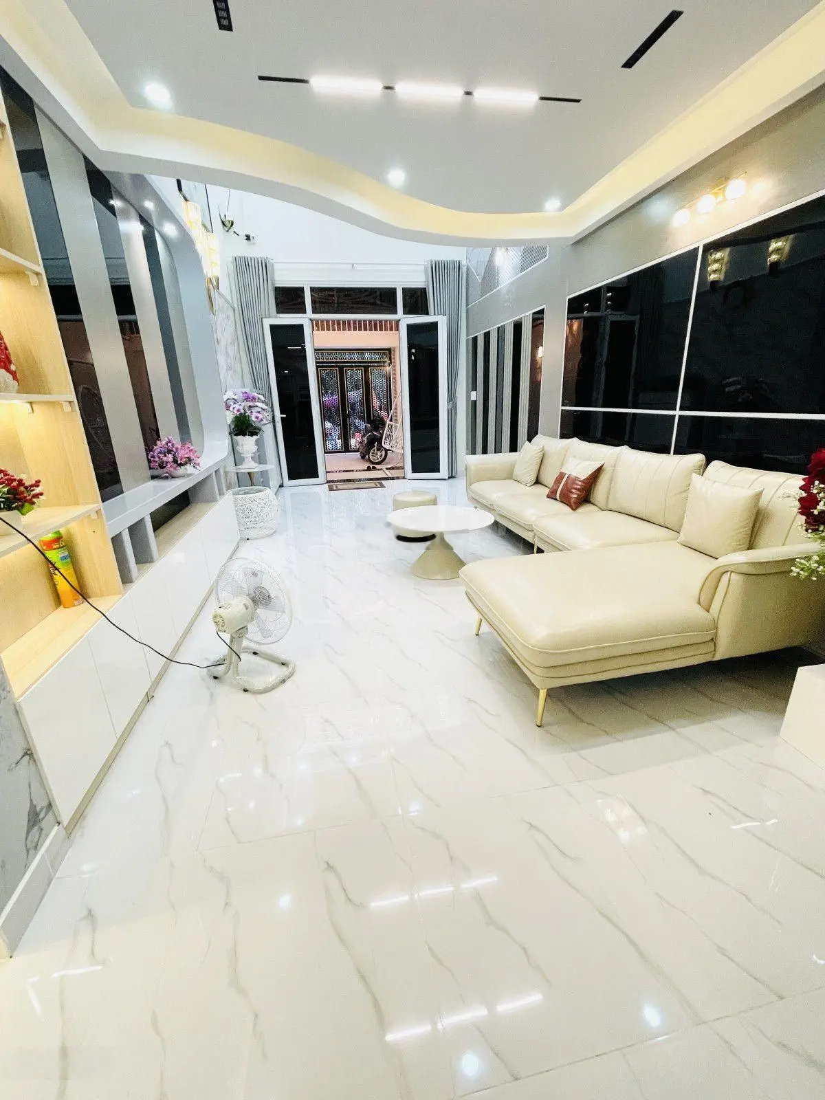 Hàng hiếm tại Huỳnh Tấn Phát, 8,88 tỷ, 76m2, 6PN, 7WC, 5 tầng, Q7, HCM
