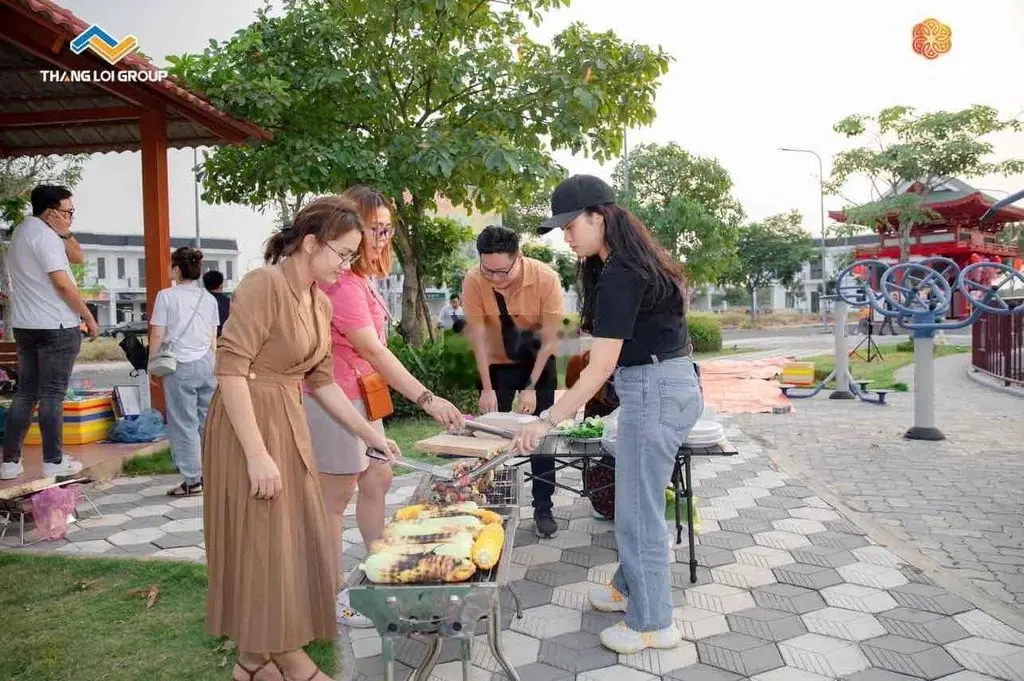 Bán đất thổ
