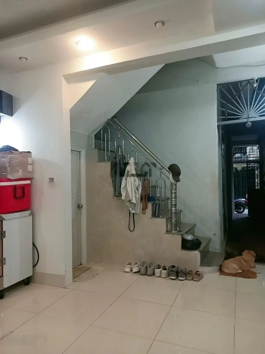 Nhà đẹp Trường Chinh, nhà dân xây chắc chắn, trước nhà thoáng sáng, 57m2x2 tầng