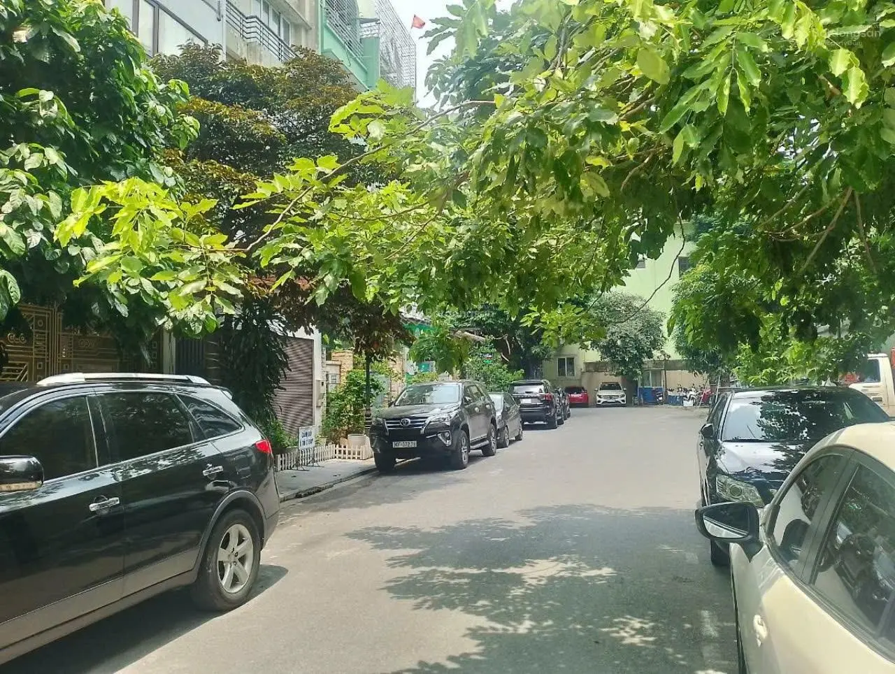 Bán nhà phố Trần Hữu Dực, liền kề, phân lô, kinh doanh, 115m2, 32 tỷ