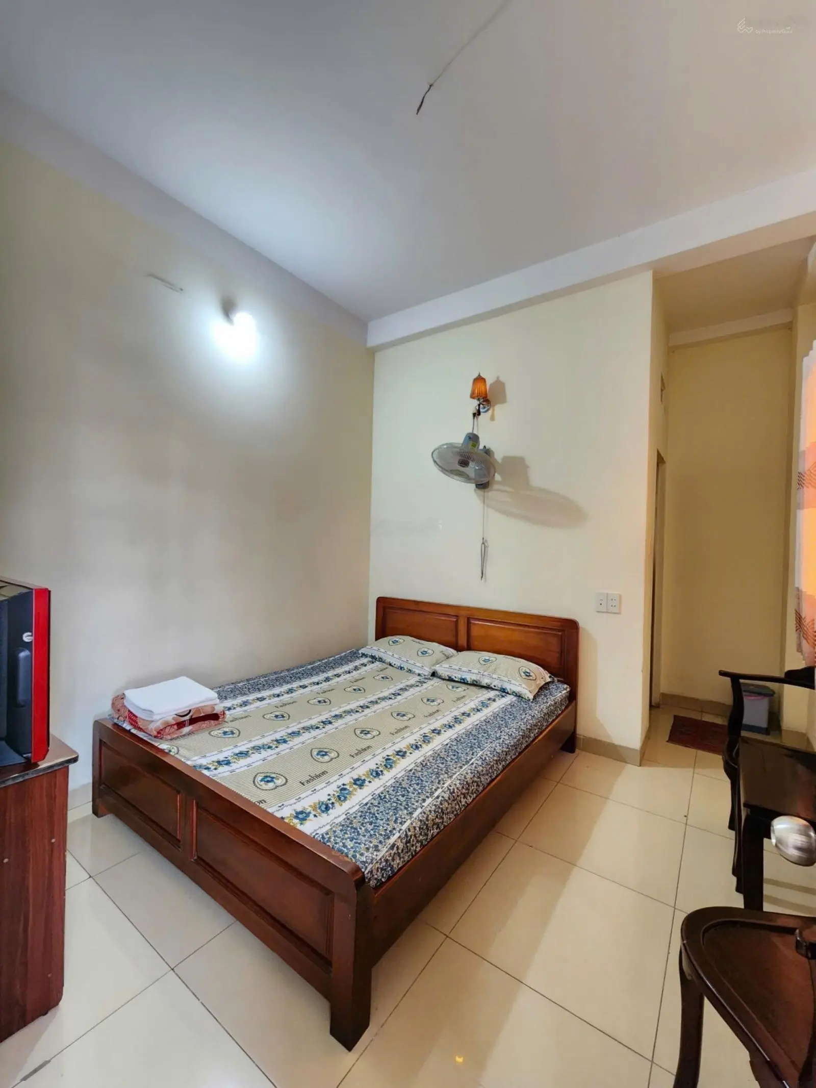 Bán khách sạn 10x20m thu nhập 80 triệu/tháng ngay Vincom Dĩ An, P. Dĩ An