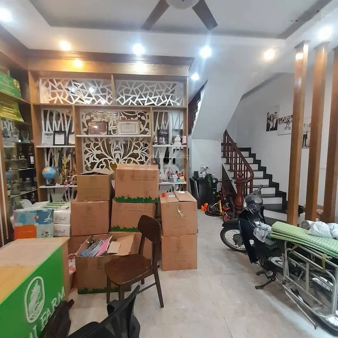 Lô góc, Văn Quán, Hà Đông, DT 46m2, 4 tầng, giá 6.45 tỷ, ô tô tránh gần nhà