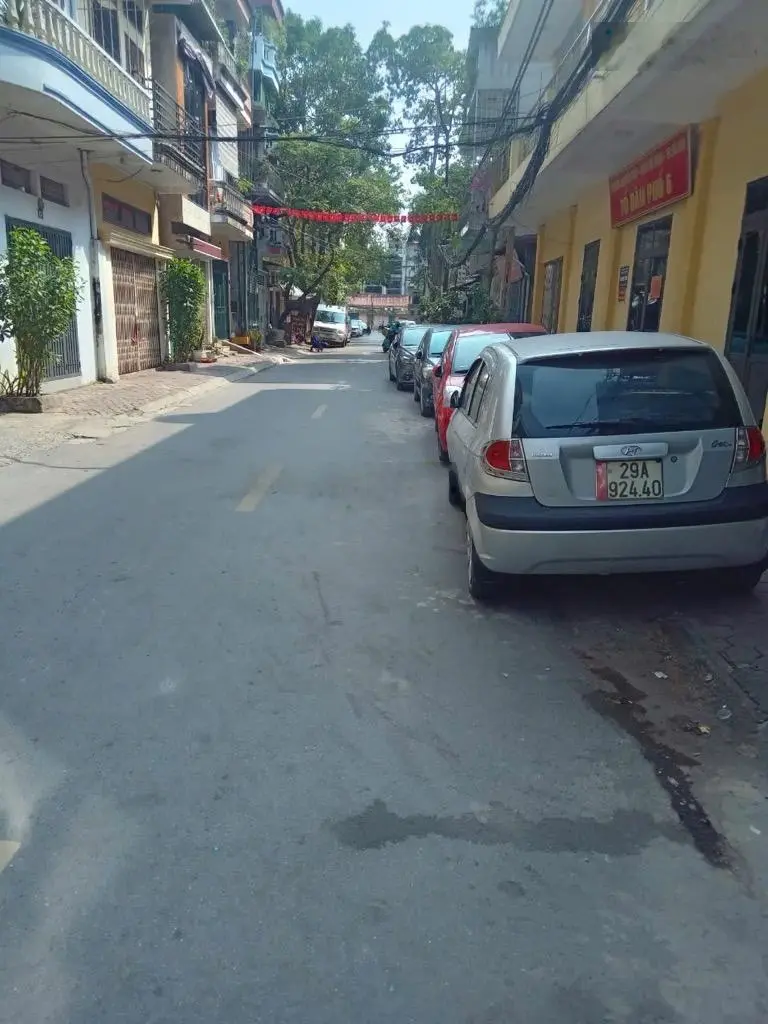 Bán nhà Bà Triệu, mặt ngõ chính ô tô tránh, gara oto, 58m2 chỉ có 11.6 tỷ