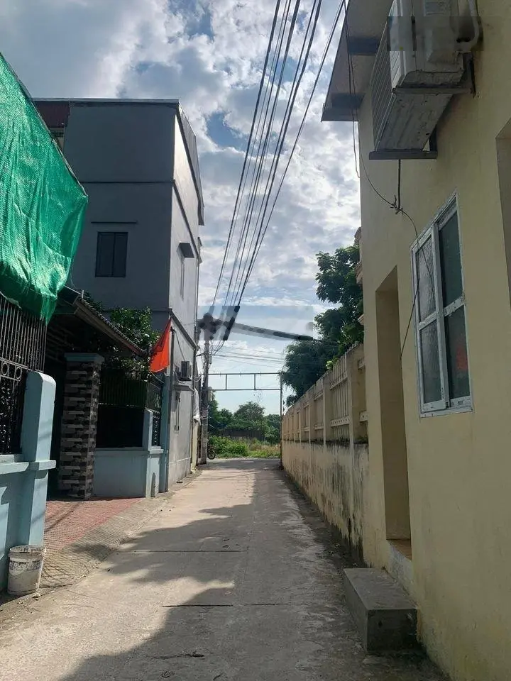 Mảnh đất thổ cư tại Kiêu Kỵ, Gia Lâm giá đầu tư có 33tr/m2. LH 0983 253 ***
