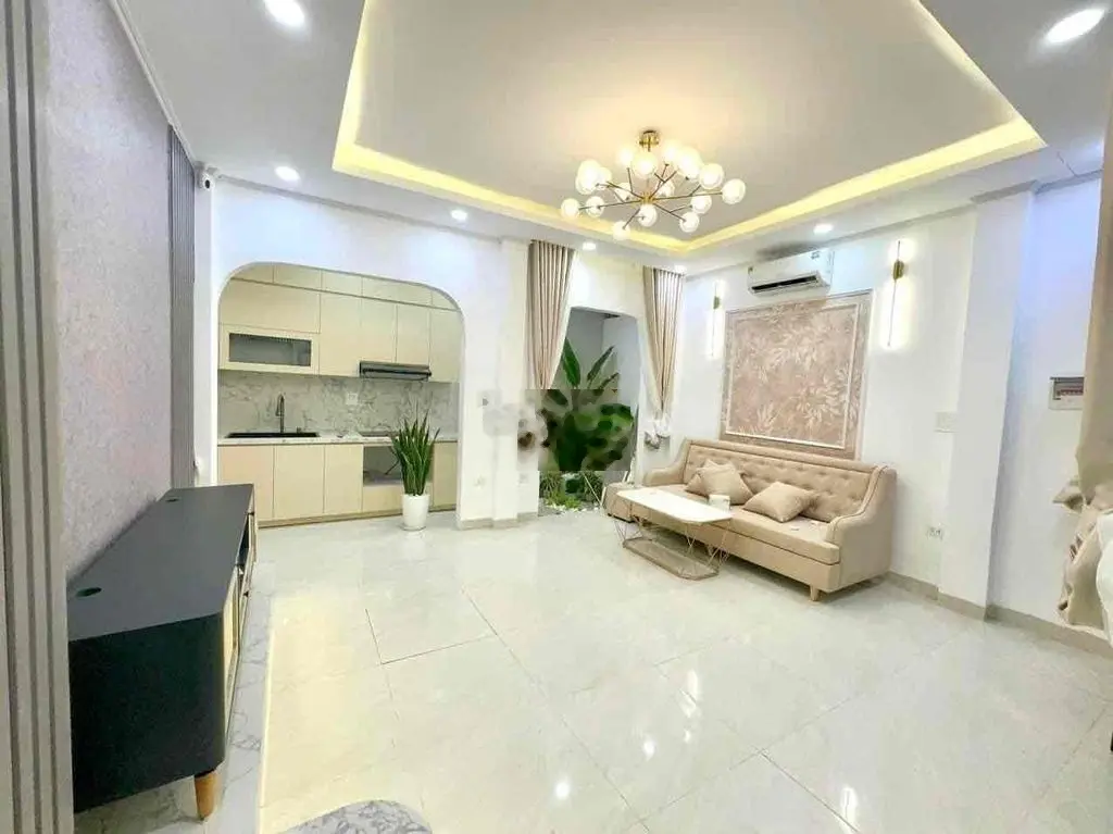 Giá Cắt Lỗ! Vĩnh Hồ, lô góc, sát phố, 10m ô tô, ngõ rộng 4m, 42m2, 3PN
