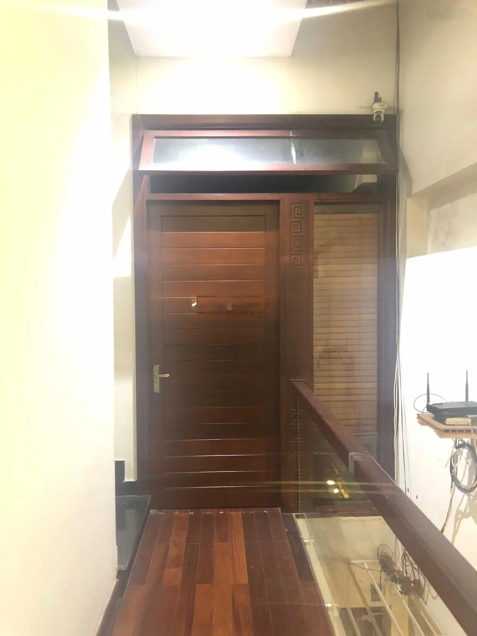 Bán nhà 4 tầng mặt tiền Nguyễn Hữu Thọ