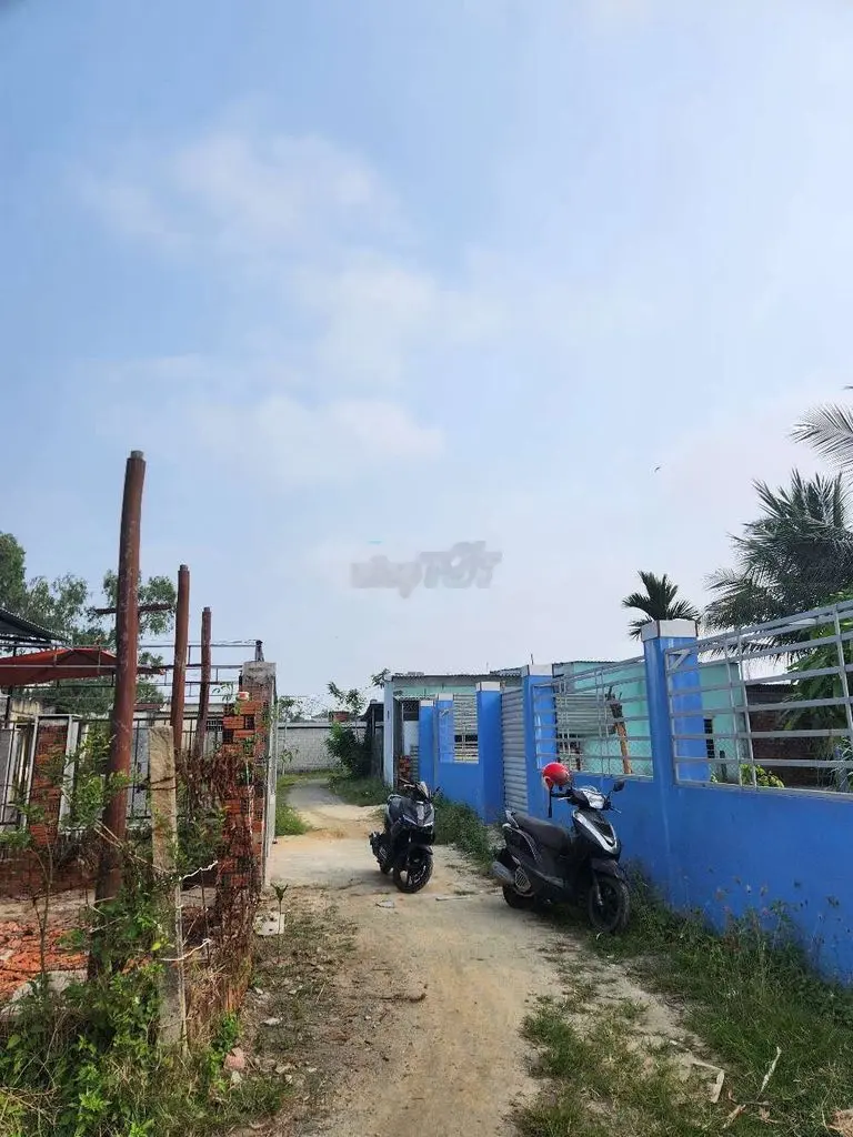 Bán nhà ba lá kiệt Trần Hưng Đạo. Điện ngọc. Khu Cống tìm. 5 trăm 800