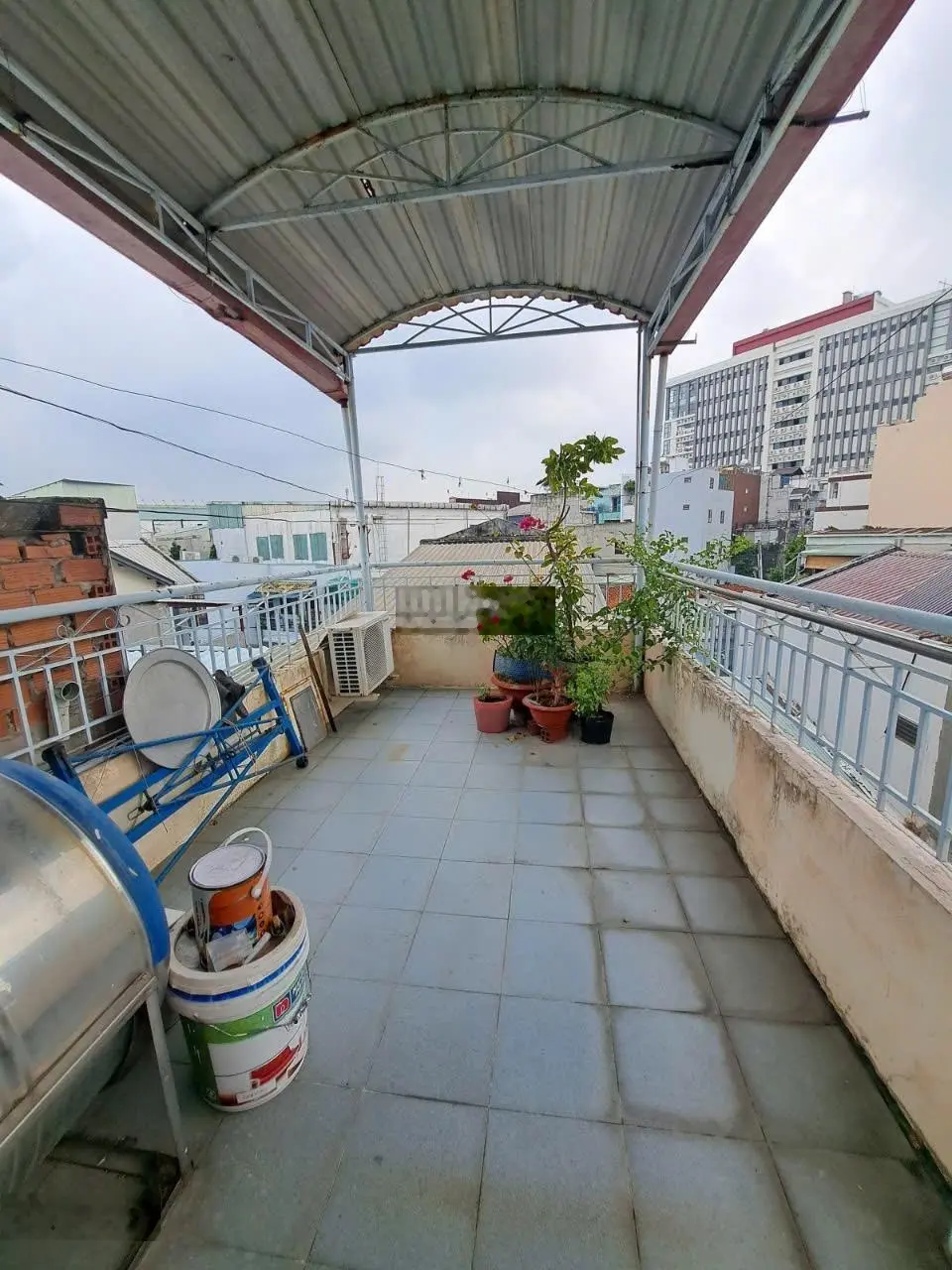 Bán nhà 3 tầng, Võ Văn Ngân, Bình Thọ, hẻm xe hơi, sát mặt tiền, hơn 5 tỷ