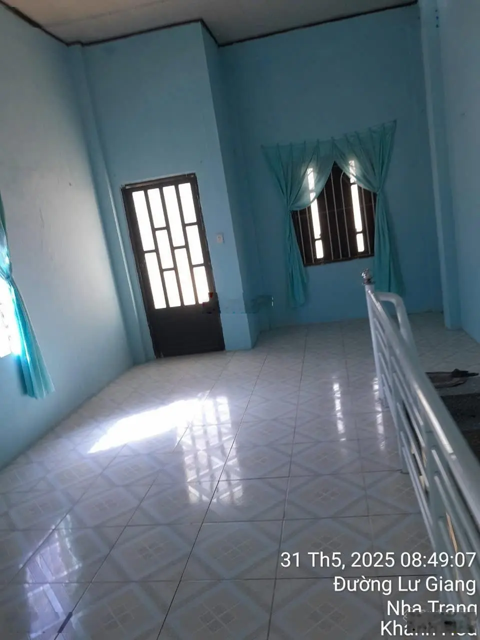 Nhà 2 tầng và 3 phòng trọ mặt tiền đường Lư Giang xã Phước Đồng TP Nha Trang, 3tỷ750