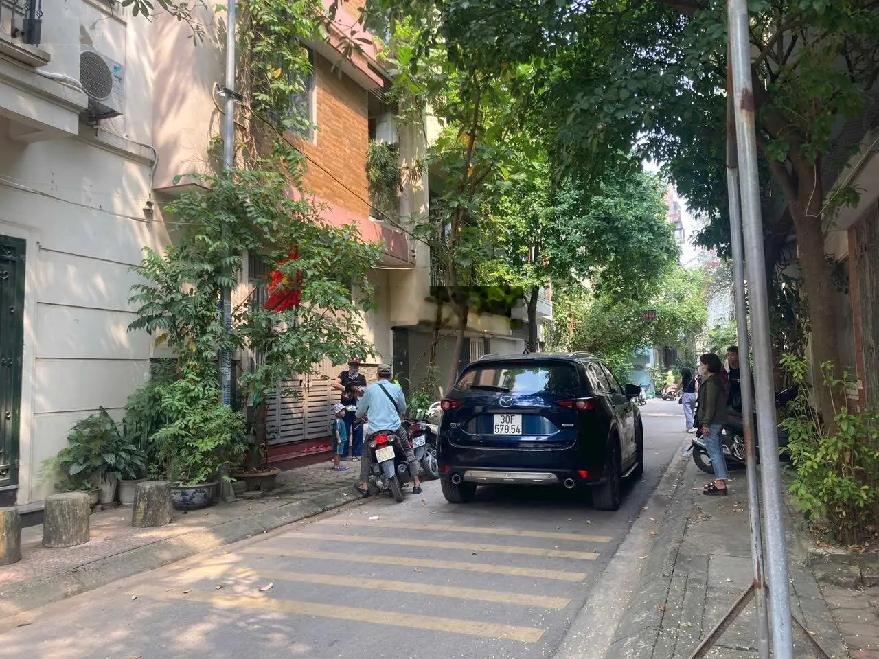 Bán nhà phân lô cán bộ phố Đức Giang 5 tầng thang máy hiện đại sang trọng