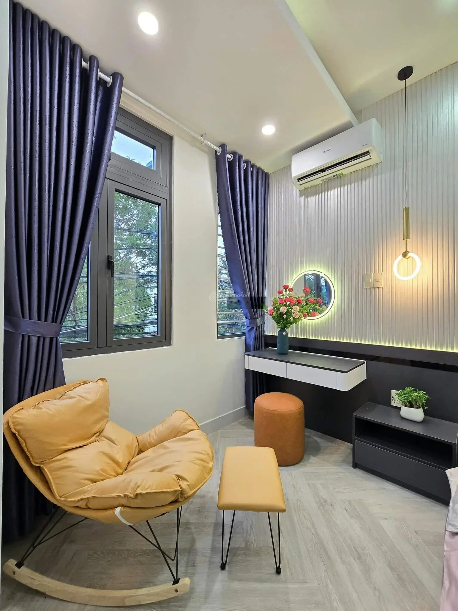 Mặt tiền đường 5m5 lề 3m hoà minh - hướng đông nam hiếm có