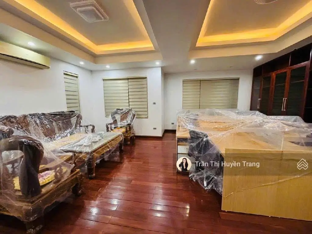 Cần tiền bán gấp biệt 155m thự khu lão thành cách mạng yên hòa, trần kim xuyến, mtiền 10m, 65ty