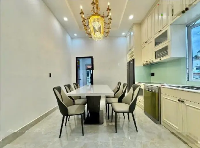 Nhà đẹp 90m2, Huỳnh Tấn Phát, Quận 7, 4 tỷ nhỉnh