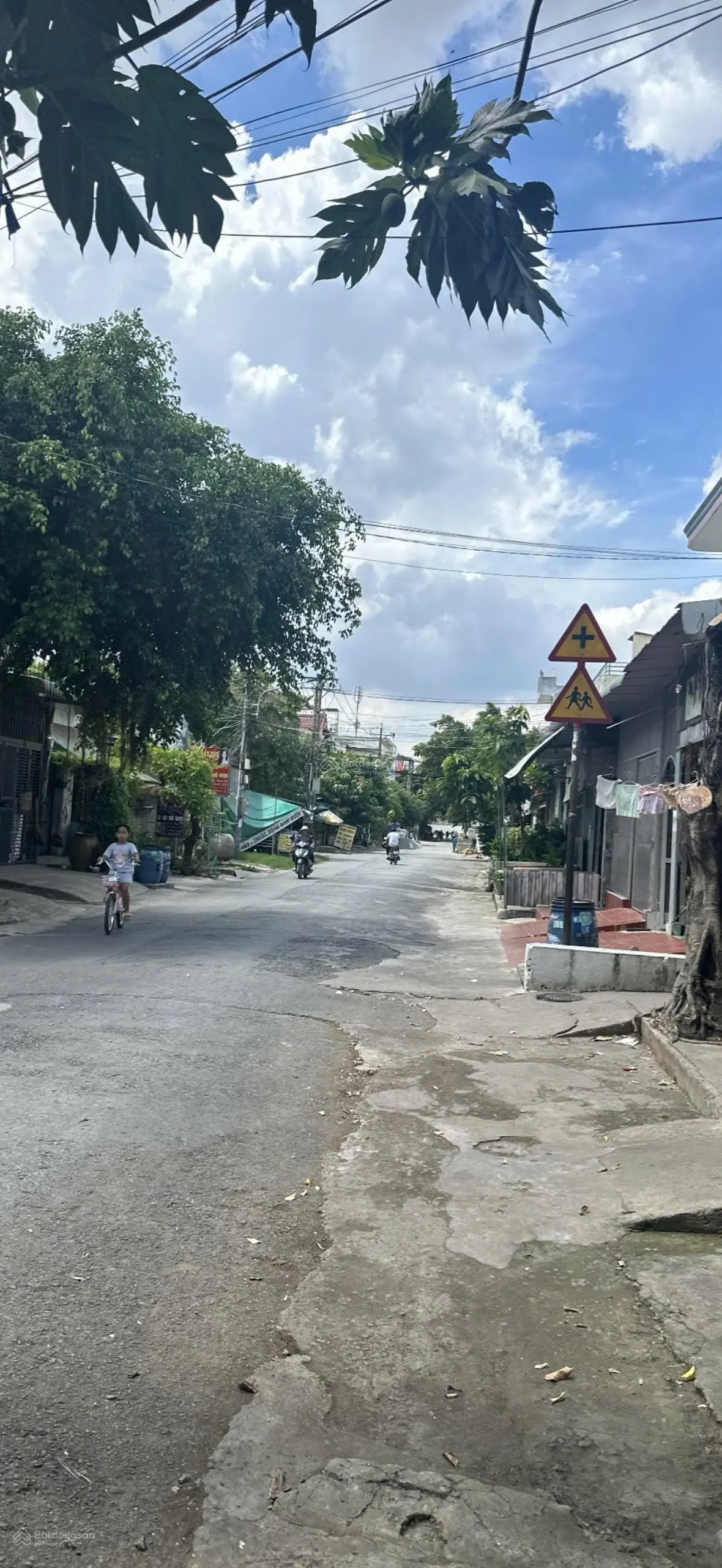 Ngộp ngân hàng, bán gấp lô đất 280m2 tặng luôn dãy trọ thu nhập 20tr/tháng An Phú, Thuận An, BD