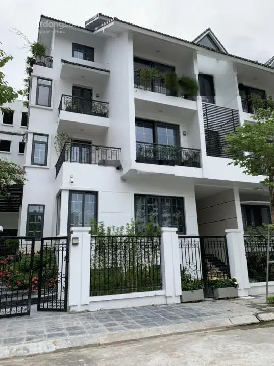 Tôi chính chủ bán căn nhà LK khu The Manor Nghiêm Xuân Yêm,75m2,5 tầng hoàn thiện đẹp 25.x rẻ quá