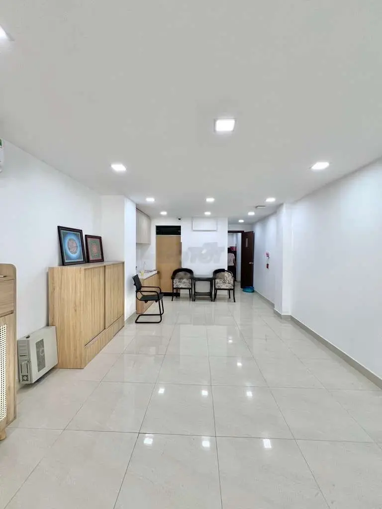 Căn hộ dv 8 tầng đường ttn 20, sát đường Trường Chinh 119m2 chỉ 14tỷ
