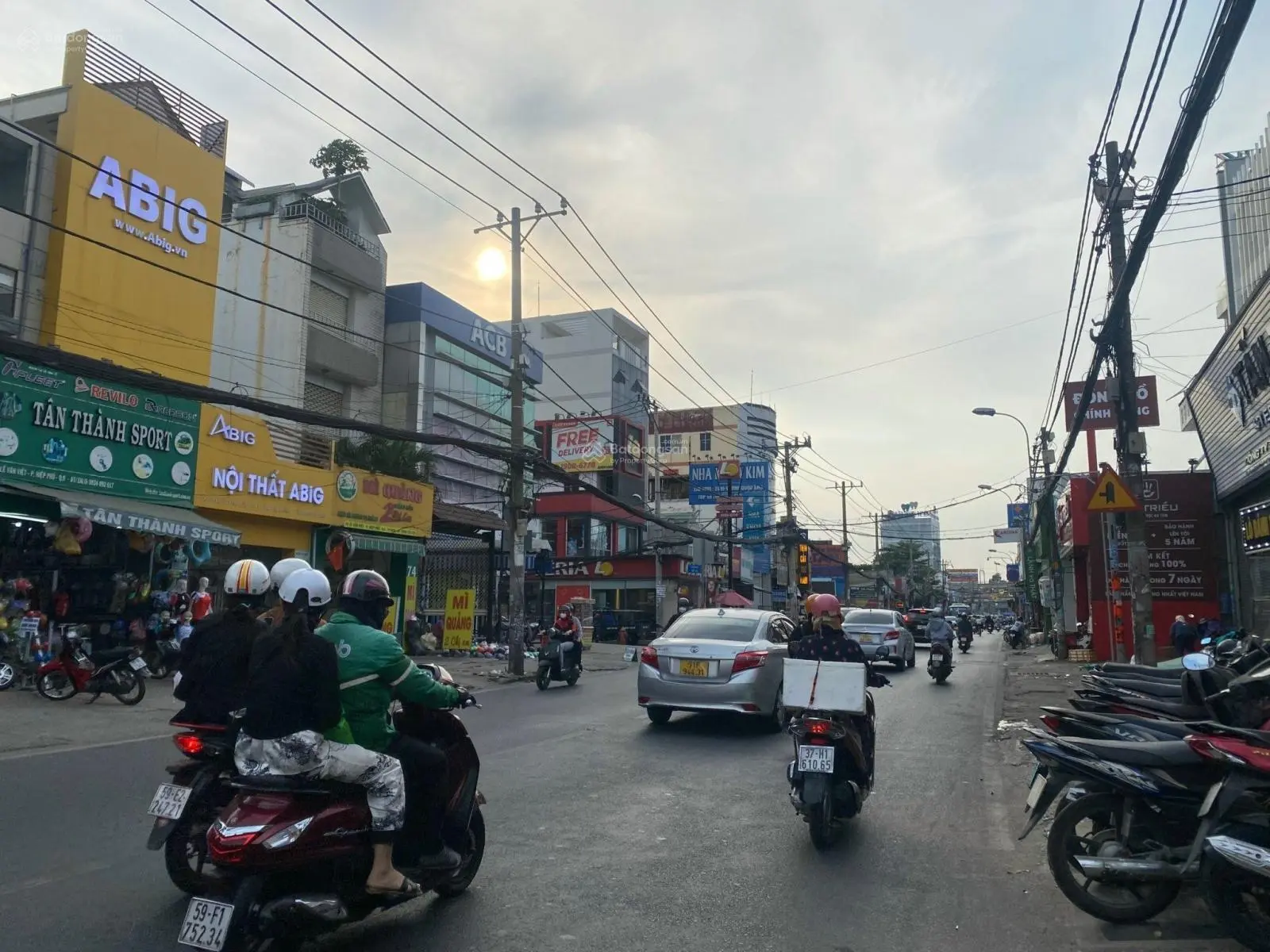 MTKD Đ48 gần Đường Phạm Văn Đồng, Hiệp Bình Chánh. DT 5,1x20=100m2. Giá 11,5tỷ tL, HĐ thuê 15tr/th