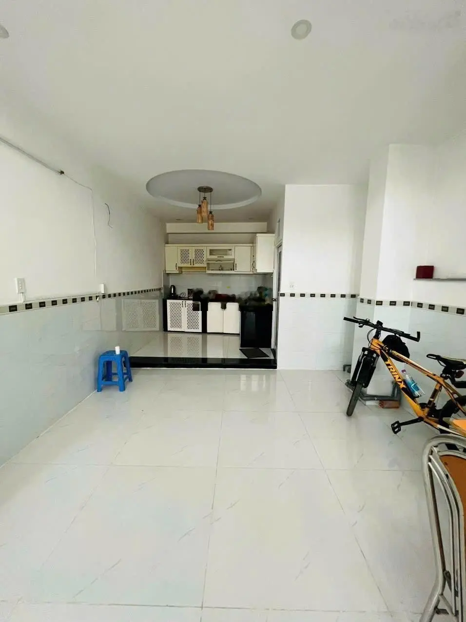 Bán nhà gò vấp - sát khu sân bay - 50m2 - 6 tầng hoàn công - hxh - chỉ 6 tỷ 7.