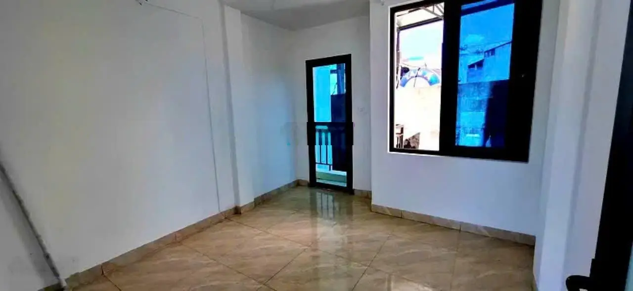 Hiếm ! Nhà Mỹ Đình, Nam Từ Liêm 32m2 nhỉnh 5tỷ - ô tô đỗ cửa - an sinh ,tương lai rạng ngời !