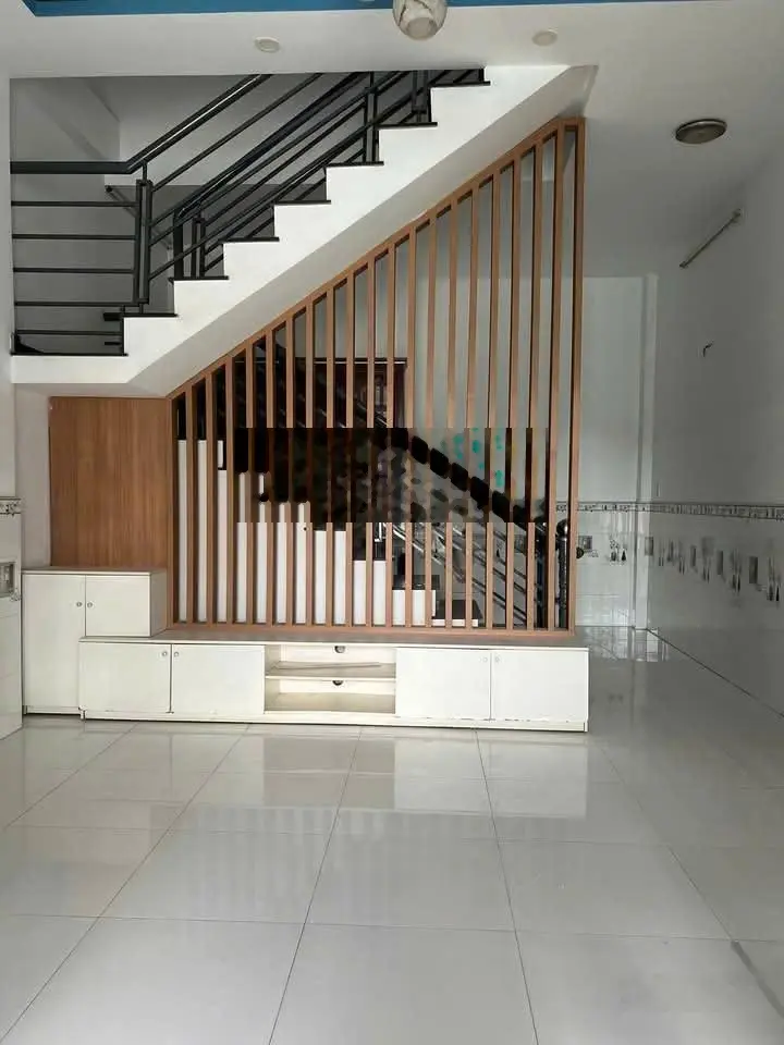 Bán nhà 5*17m có 3pn 2wc. Thới Tam Thôn, và Thị Trấn Hocmon