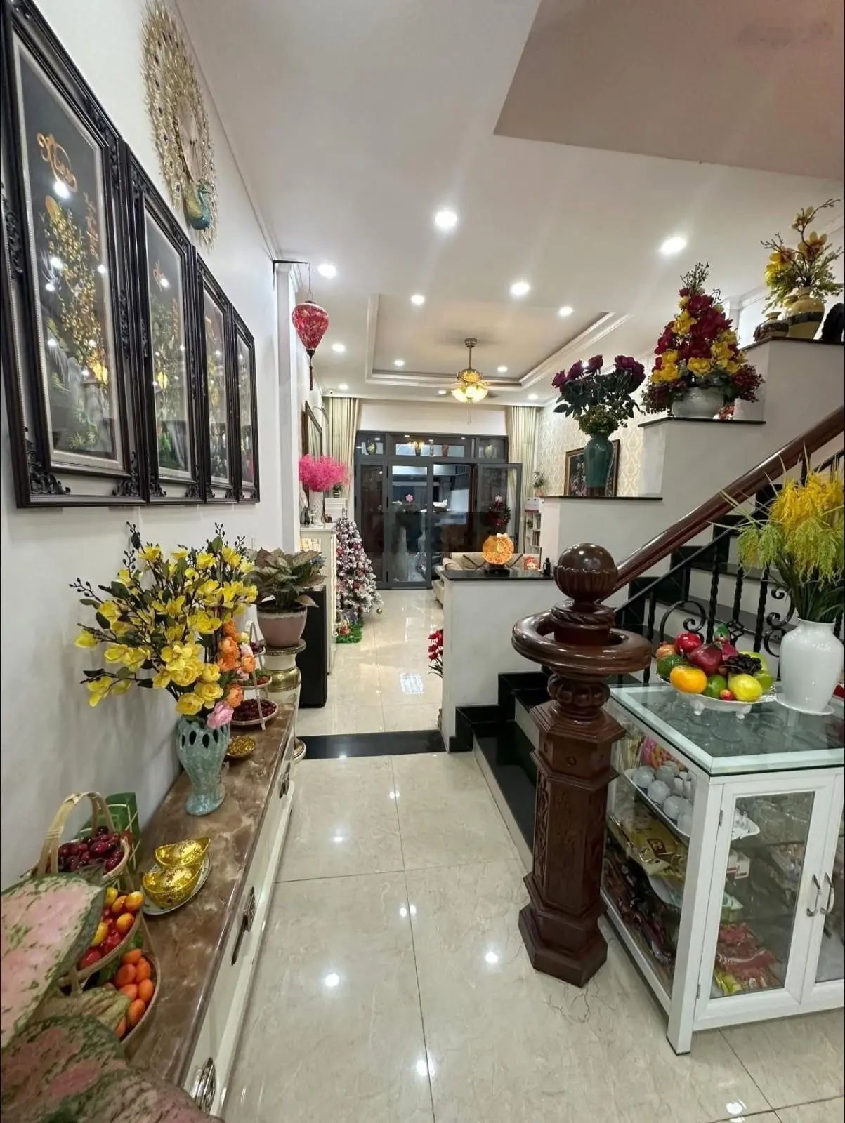 Siêu phẩm nhà đẹp - kts thiết kế - mặt tiền hxt tránh 10m thông kinh doanh -hiệp bình phước-