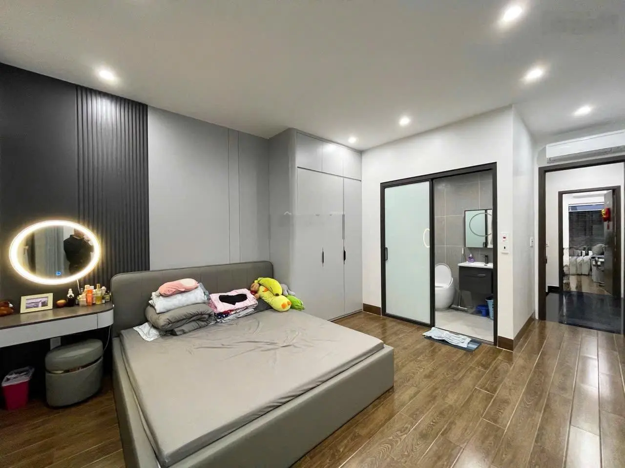 Nhà 4 tầng phân lô văn cao rất đẹp- diện tích 90 m