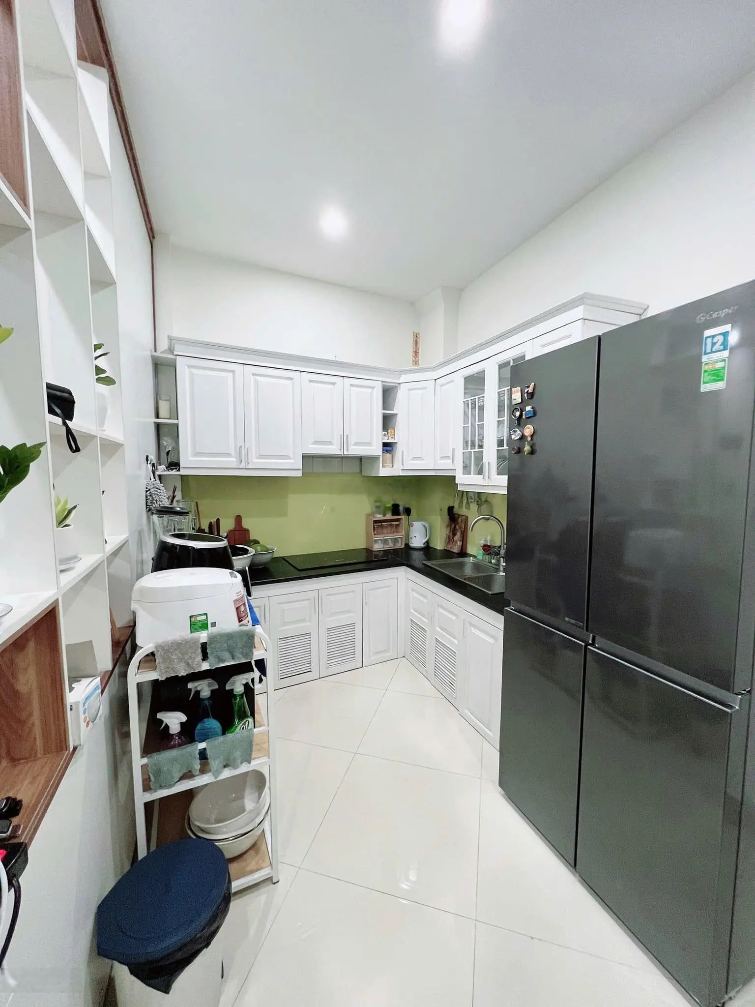 Lô Góc 30M ra Phố Phạm Văn Đồng , DT 35m2 x 5 tầng , đường rộng , view thoáng , giá : 7.6 tỷ