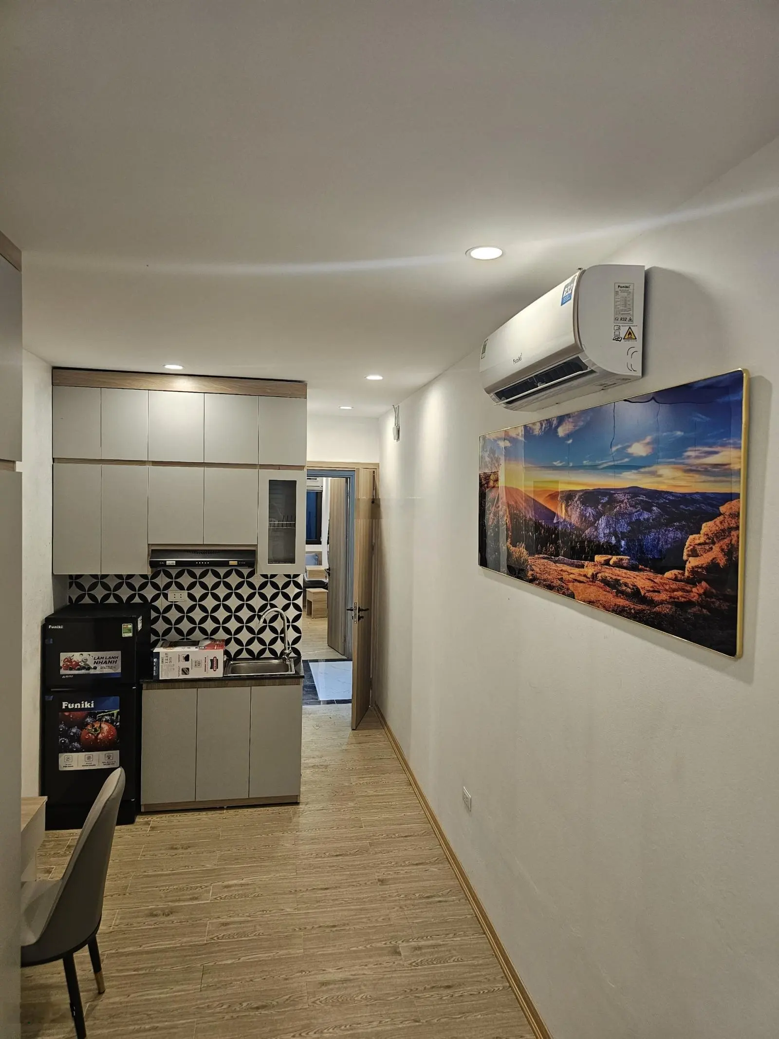 Cần bán gấp nhà dòng tiền cao Ngõ 63 Lê Đức Thọ 85m2, 7T, 22 P khép kín đủ đồ, thang máy giá tốt