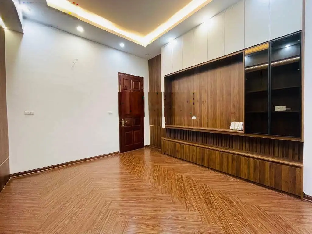 Nhà Đầu Đường Cổ Linh, Tư Đình, Thông Bát Khối, Long Biên,