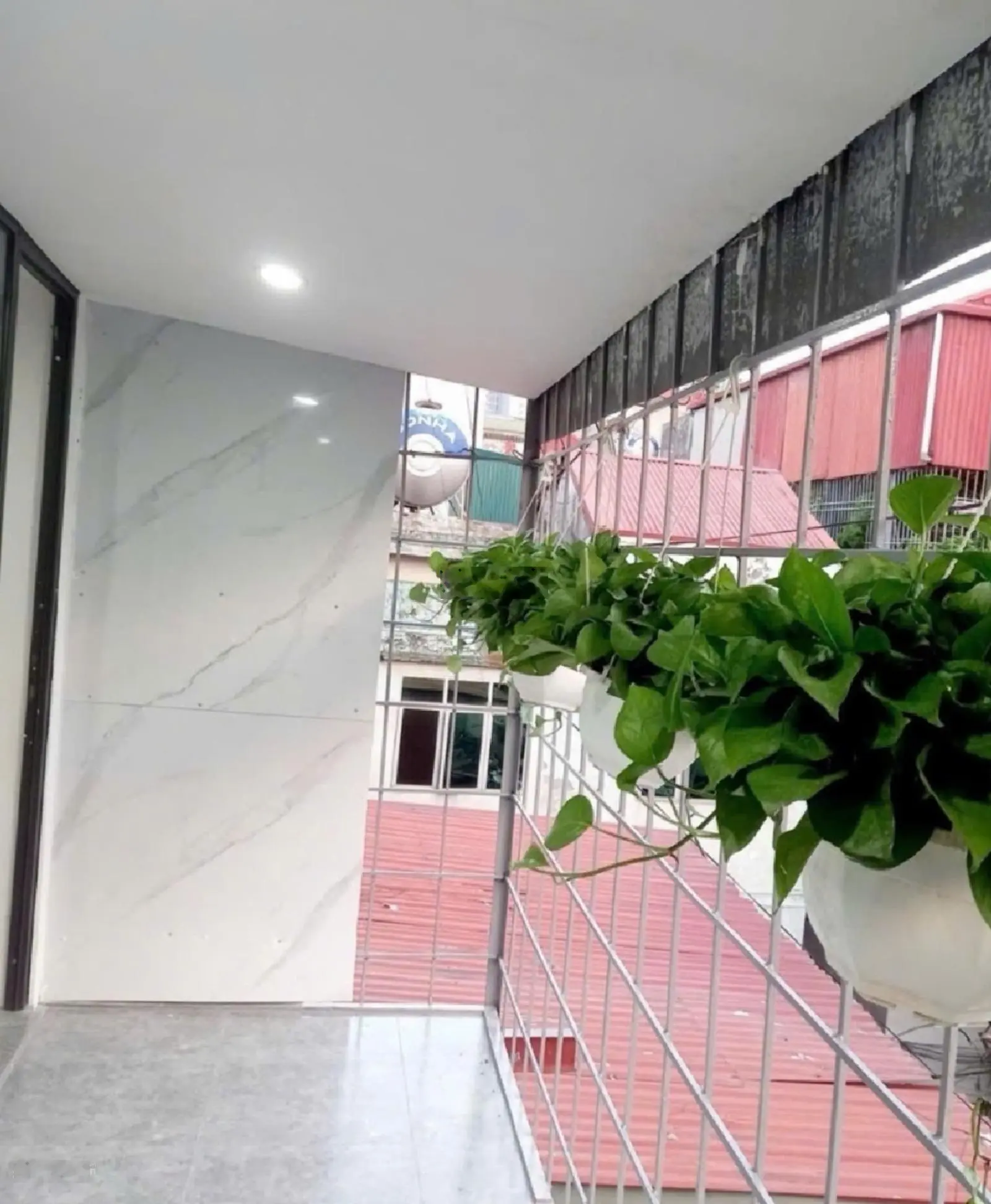 Bán nhà tập thể Đồng Xa 85m, 3PN riêng biệt, ô tô đỗ chân cầu thang, full nội thất, giá 3,5